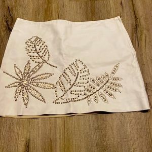 Gorgeous miniskirt white leather